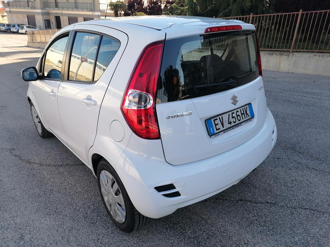 Suzuki Splash 1.0 VVT Style 2014