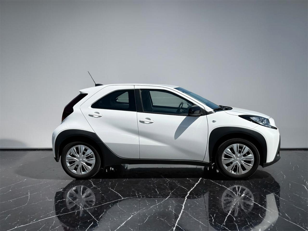 Toyota Aygo X 1.0 Active 72cv