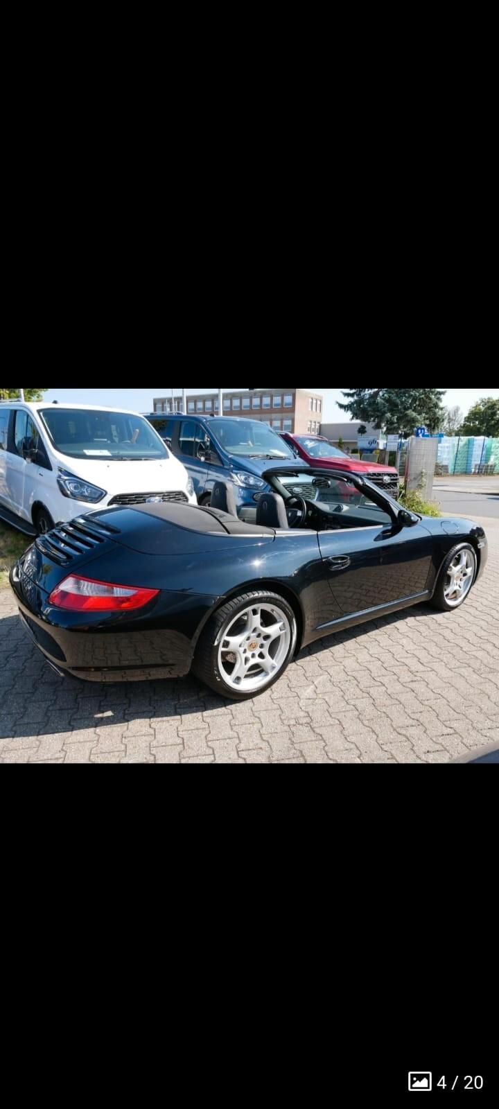 Porsche 911 Carrera Cabriolet