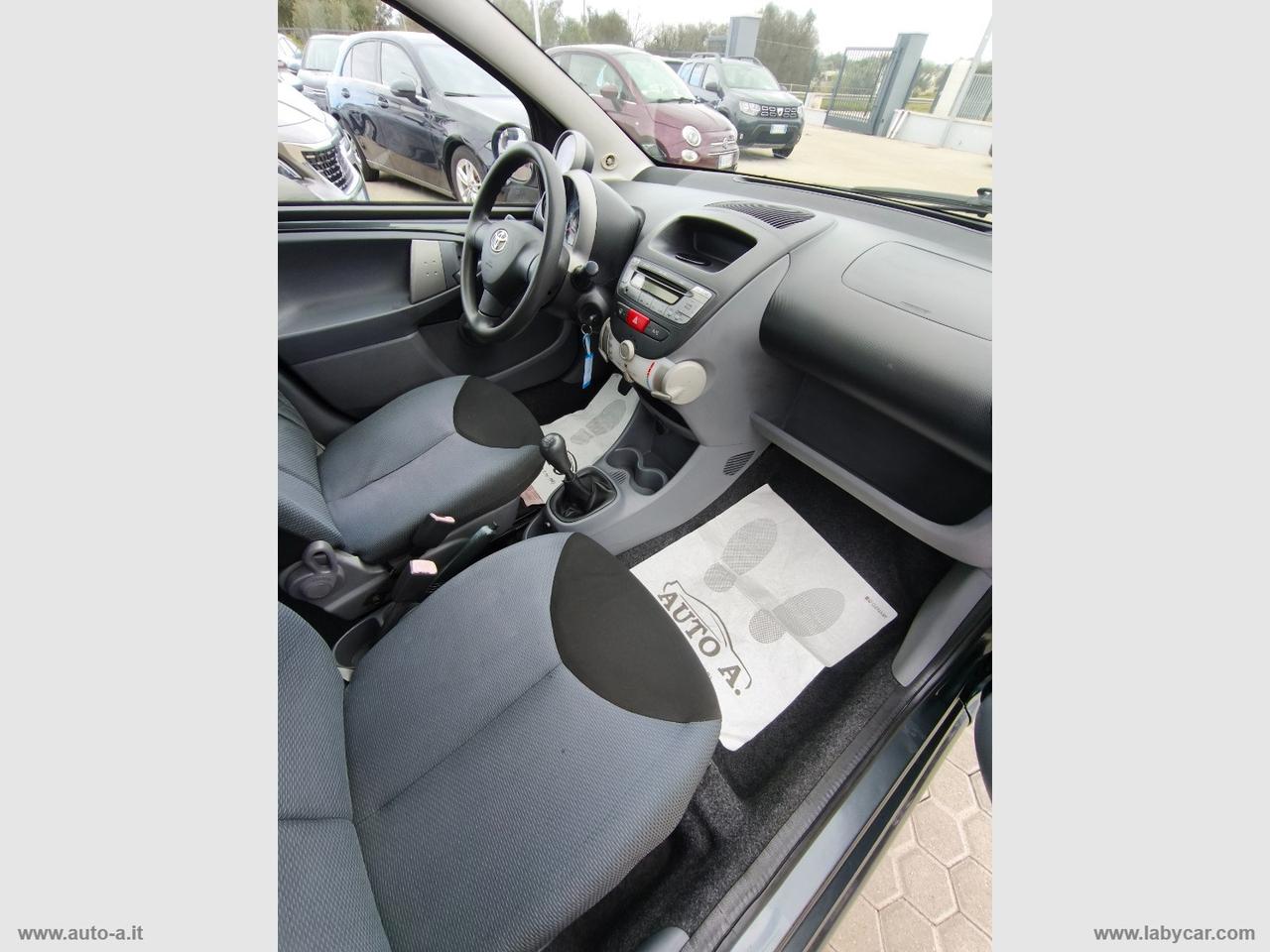 TOYOTA Aygo 1.0 VVT-i 5p. Sol