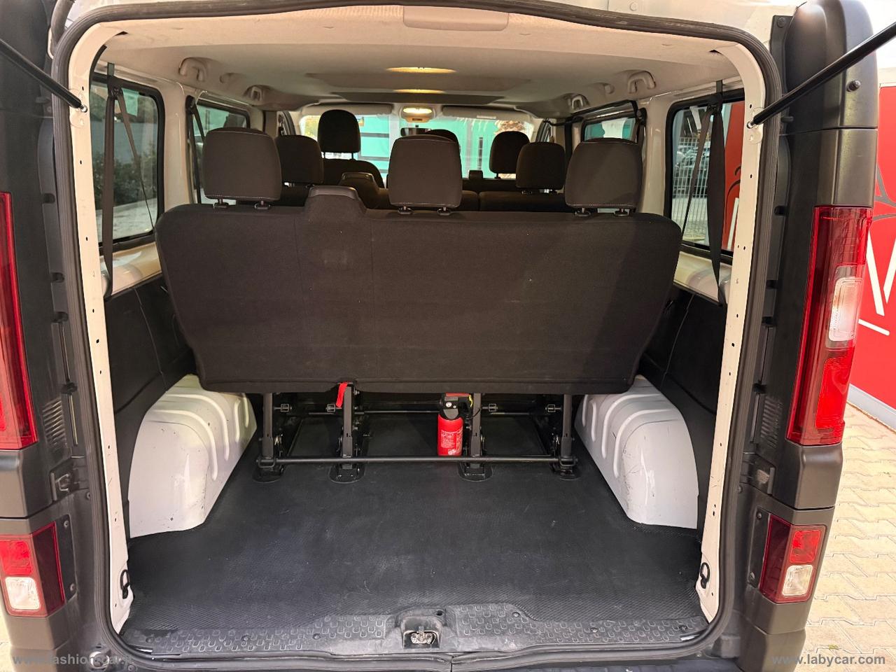 Vivaro 29 1.6 BiT. PC-TN Combi Sport 9 POSTI