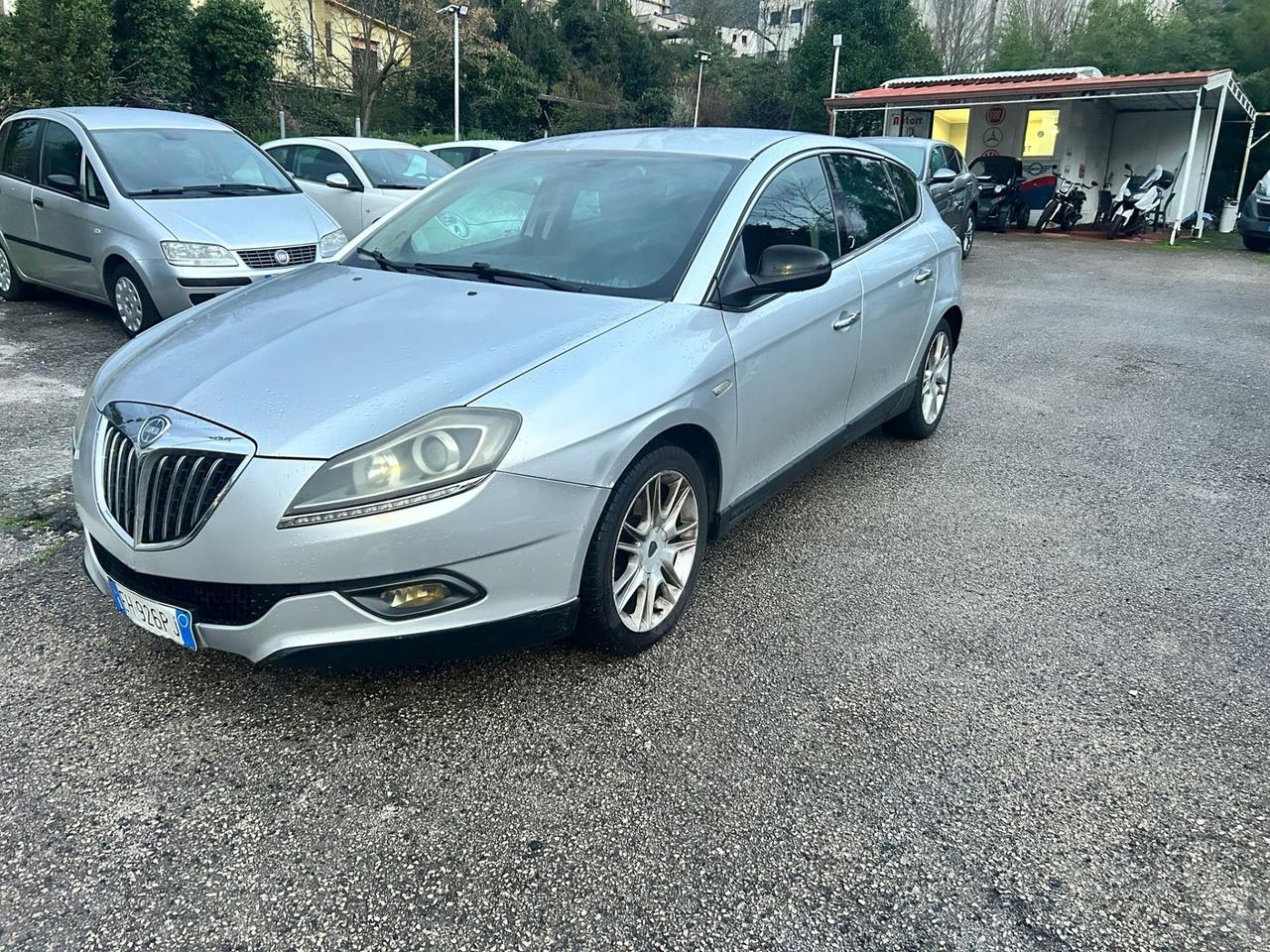 Lancia Delta 1.6 MJT DPF Gold