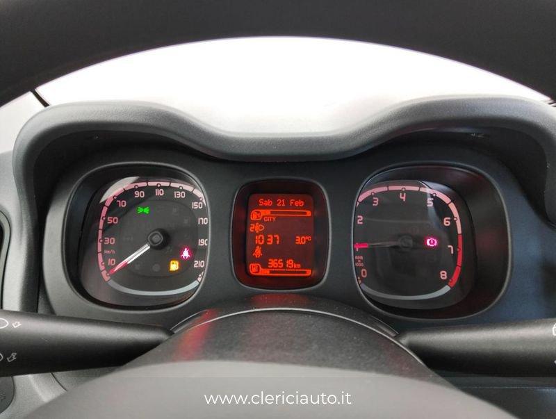 FIAT Panda 1.0 FireFly S&S Hybrid Red
