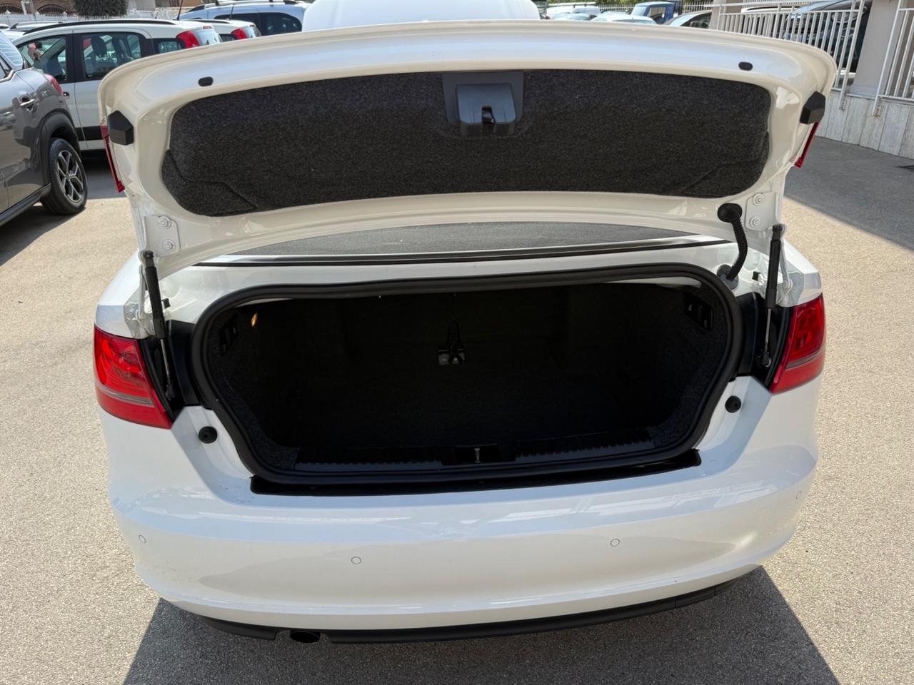 Audi A3 Cabrio 2.0 TDI 140 CV S LINE