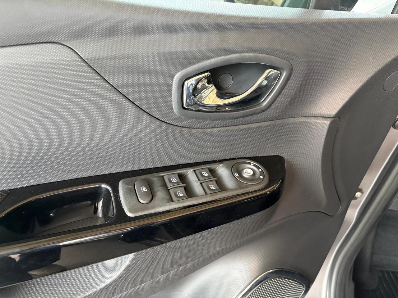 Renault Captur 1.5 dCi 8V 90 CV EDC Project Runway