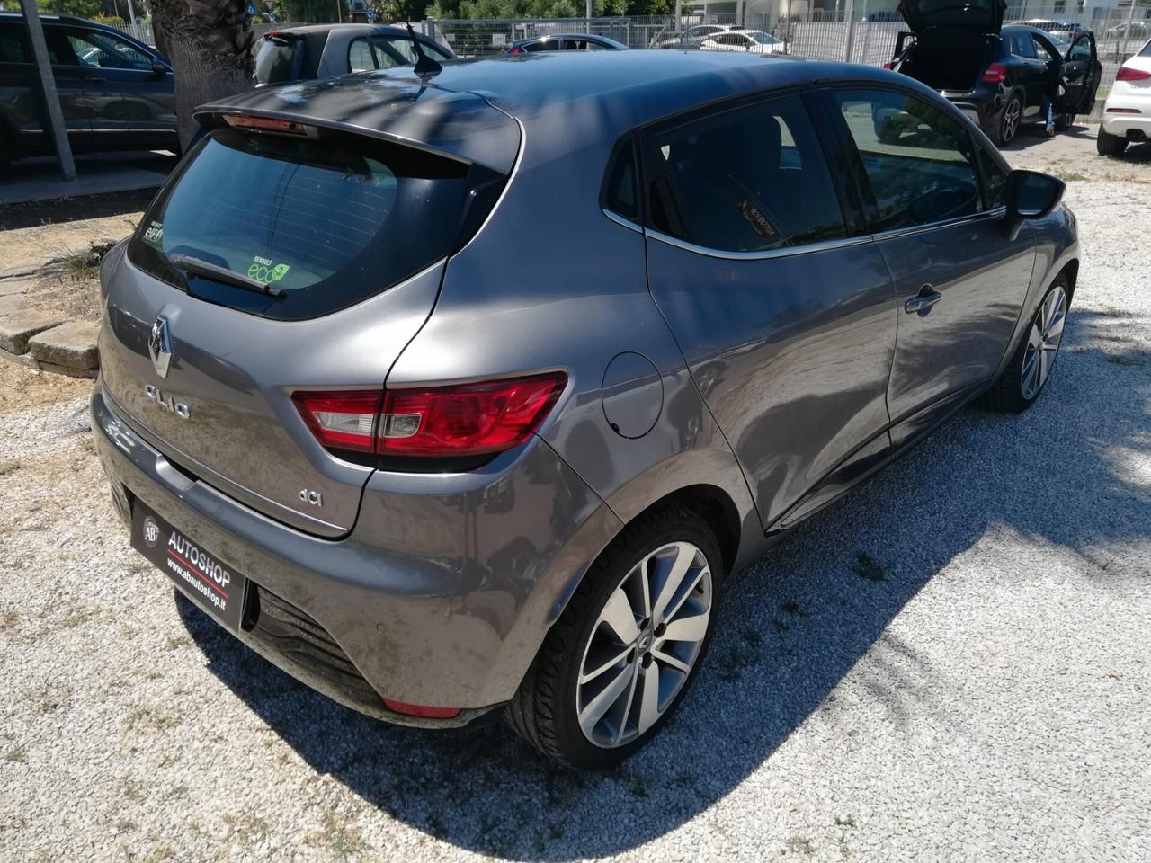 RENAULT - Clio - 1.5 dCi 8V 75 CV 5p. Costume Nat. - NEOPATENTATI - FINANZIABILE - PERMUTE