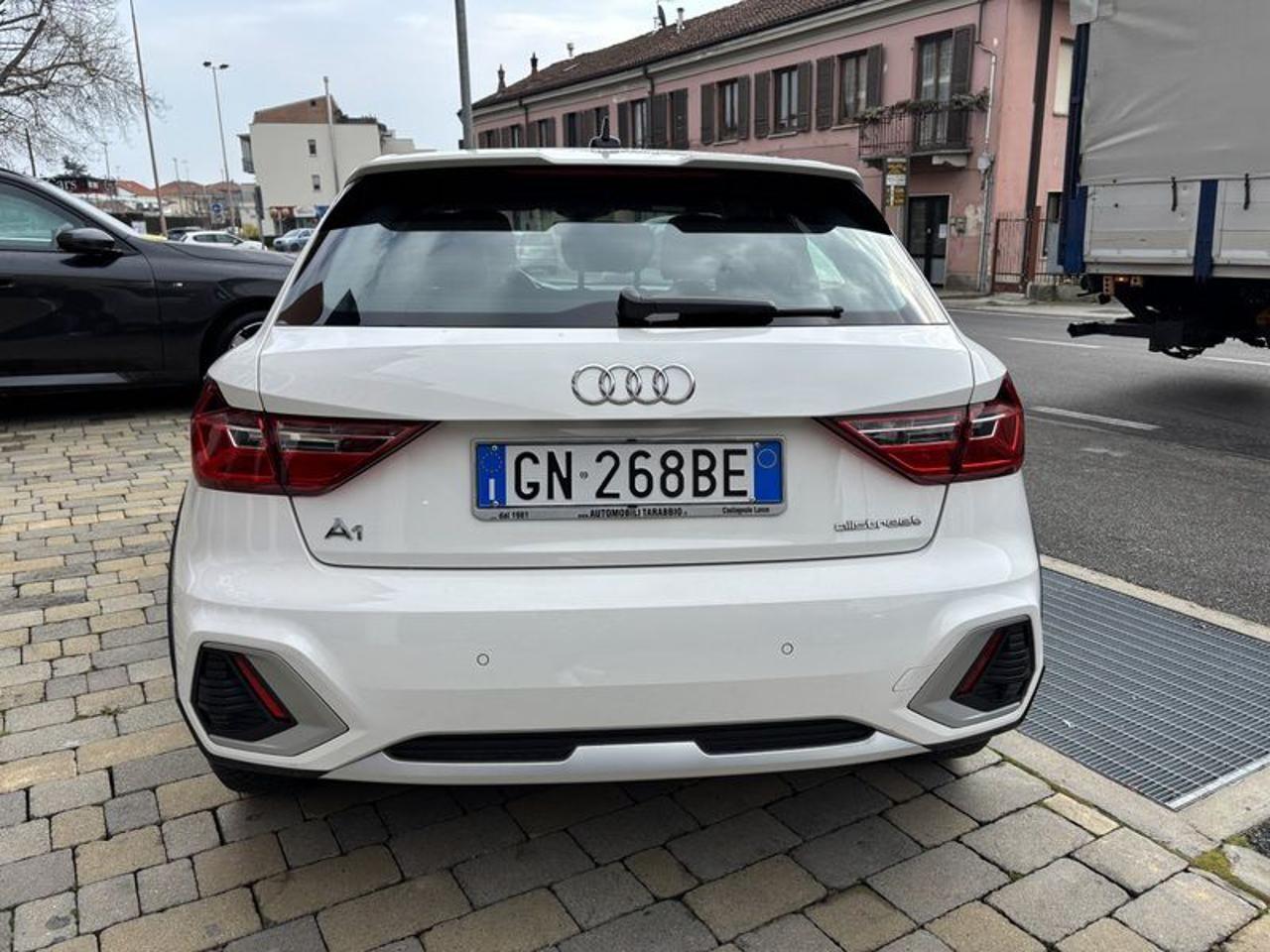 Audi A1 allstreet 30 TFSI APP CONNECT-16"