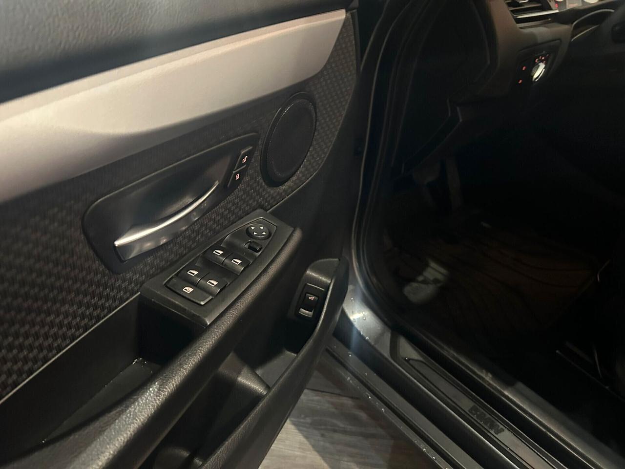 Bmw 2er Active Tourer 218d Luxury