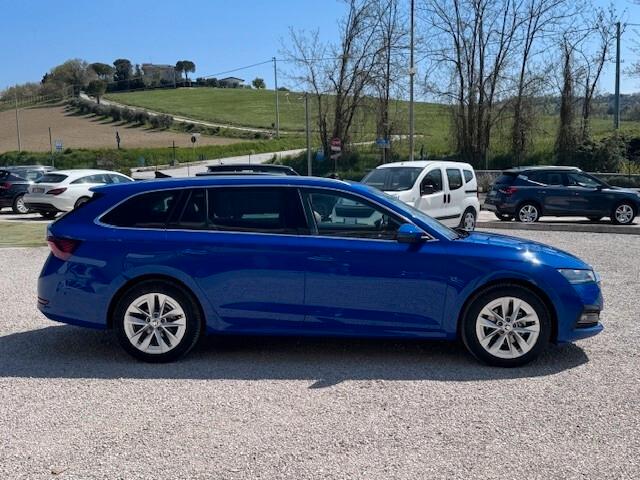 Skoda Octavia 1.5 G-TEC DSG SW Style TETTO APRIBILE