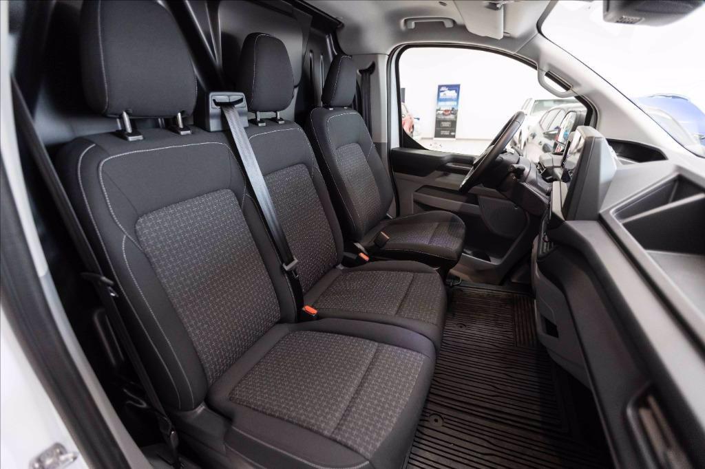 FORD e Transit custom V710 320 64kWh 136cv Trend L1H1 del 2025