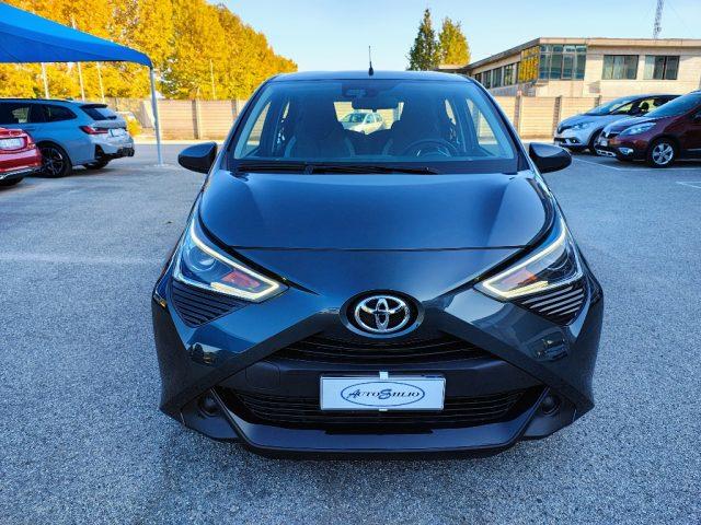 TOYOTA Aygo Connect 1.0 VVT-i 72 CV 5 porte x-play