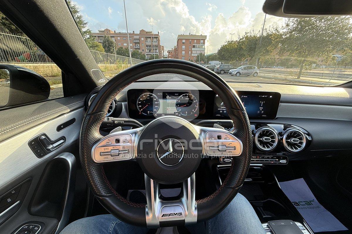 MERCEDES A 35 AMG 4Matic