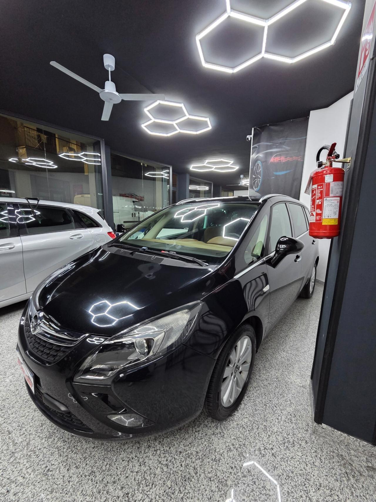 Opel Zafira 7 posti