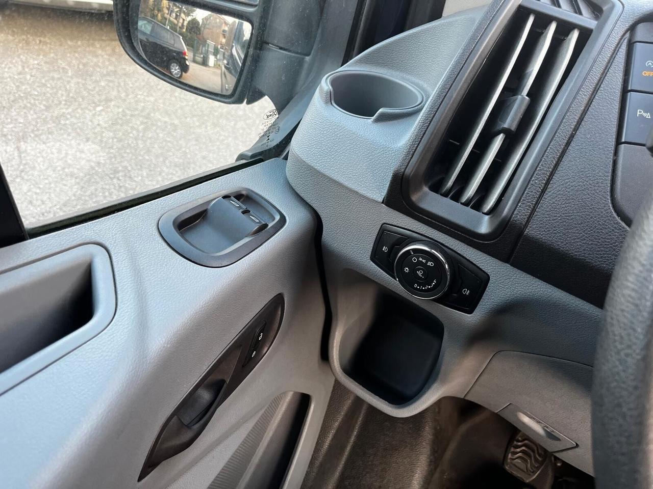 Ford Transit 310 2.0TDCi EcoBlue 130CV - 2018