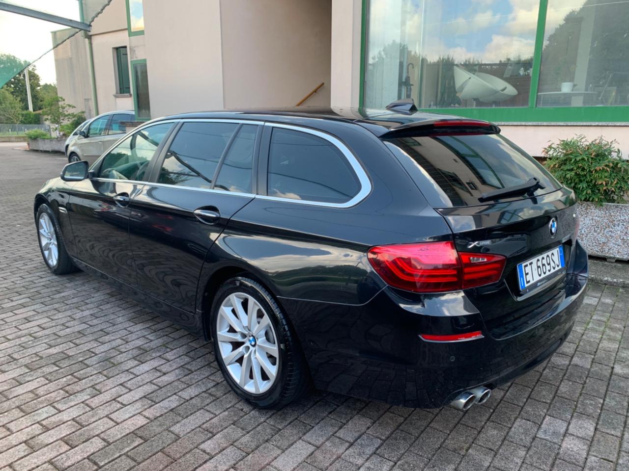 Bmw 520 520d xDrive Touring Luxury