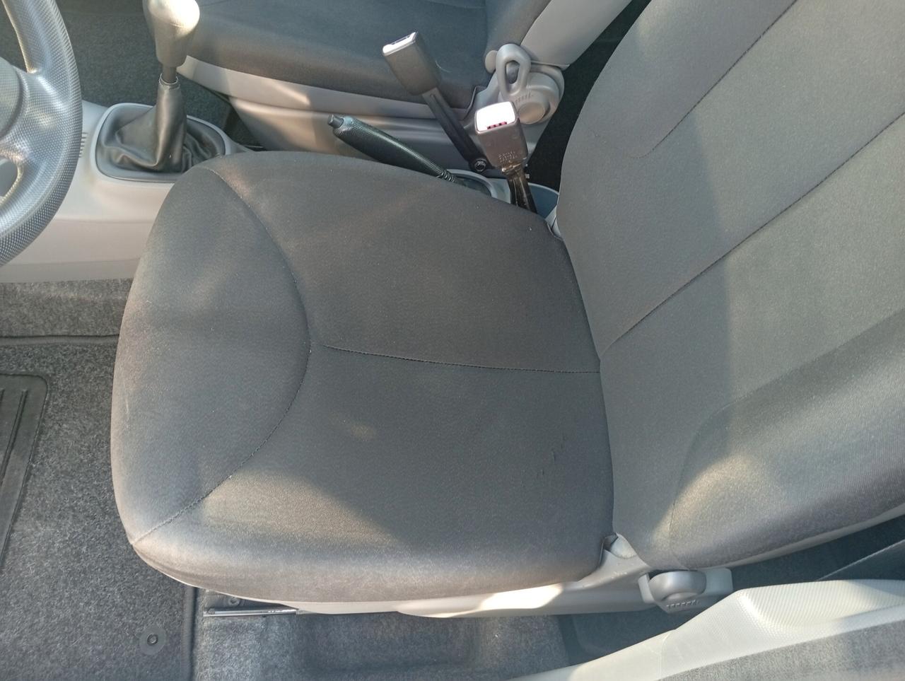 Toyota Aygo 1.0 12V VVT-i 5 porte Sol NEOPATENTATI OK