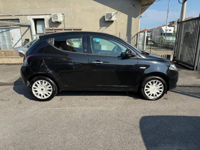 Lancia Ypsilon 0.9 t.air Silver s&s 85cv