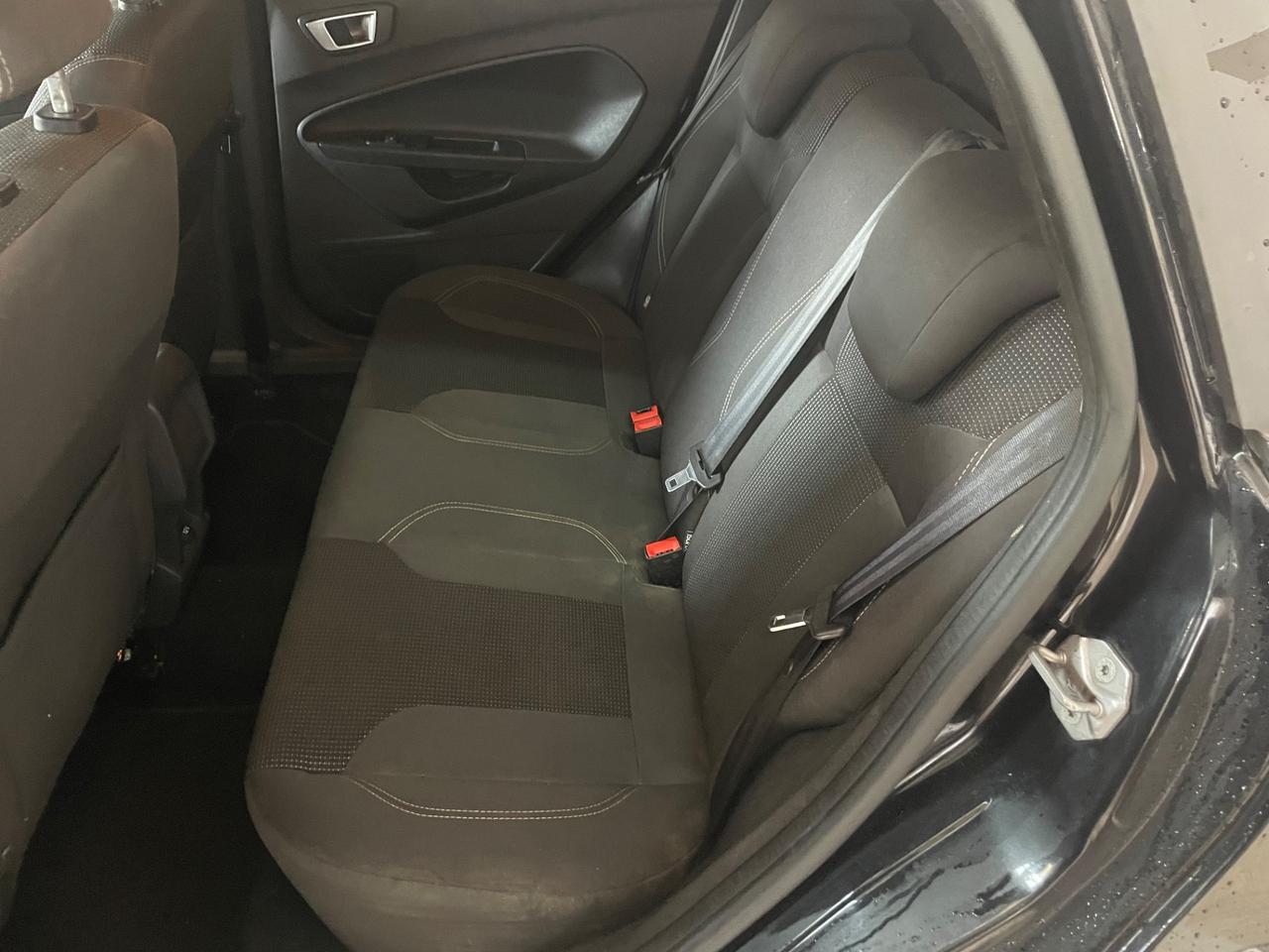 FORD FIESTA 1.5 TDCi 75CV 5 PORTE TITANIUM