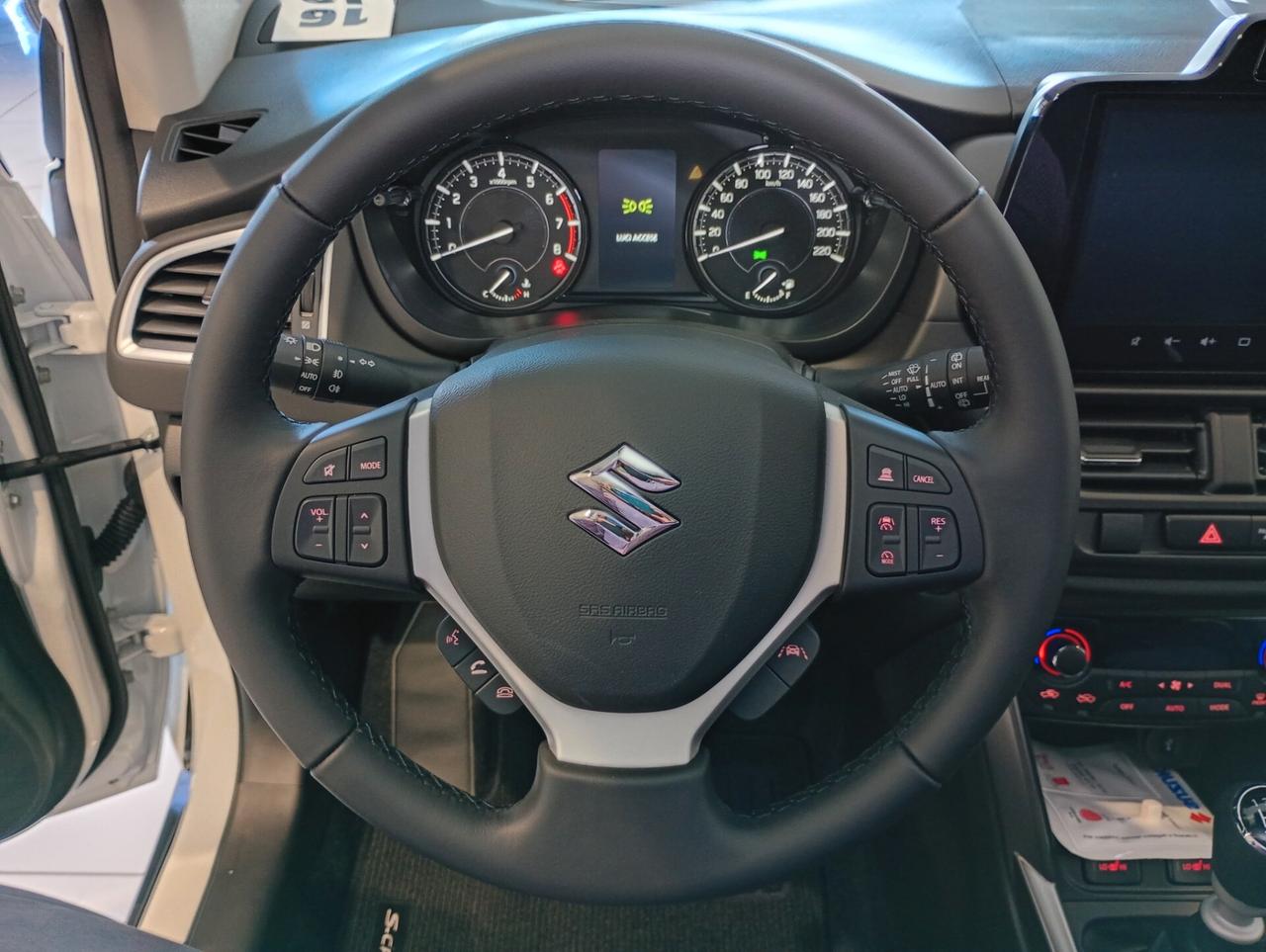 Suzuki S-Cross 1.4 Hybrid Top