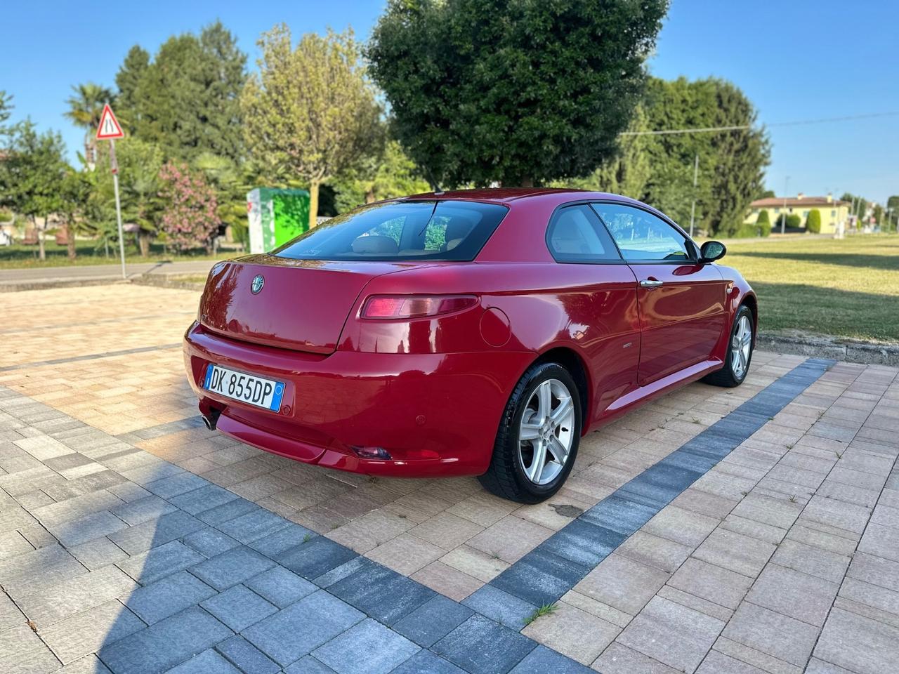 Alfa Romeo GT 1.8 16V TS Progression ( Disegno BERTONE )