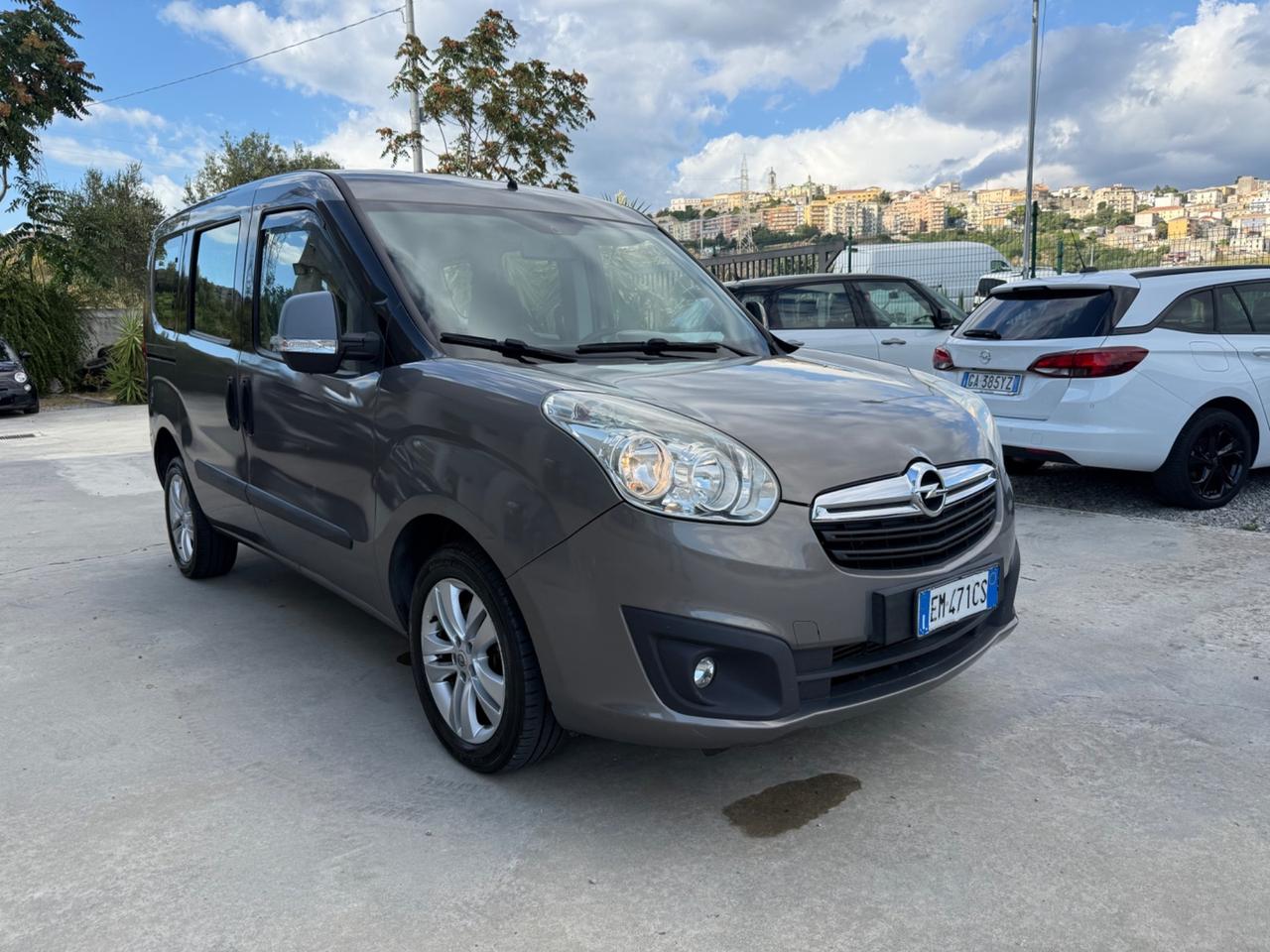 Opel Combo 1.6 CDTi 105CV Cosmo