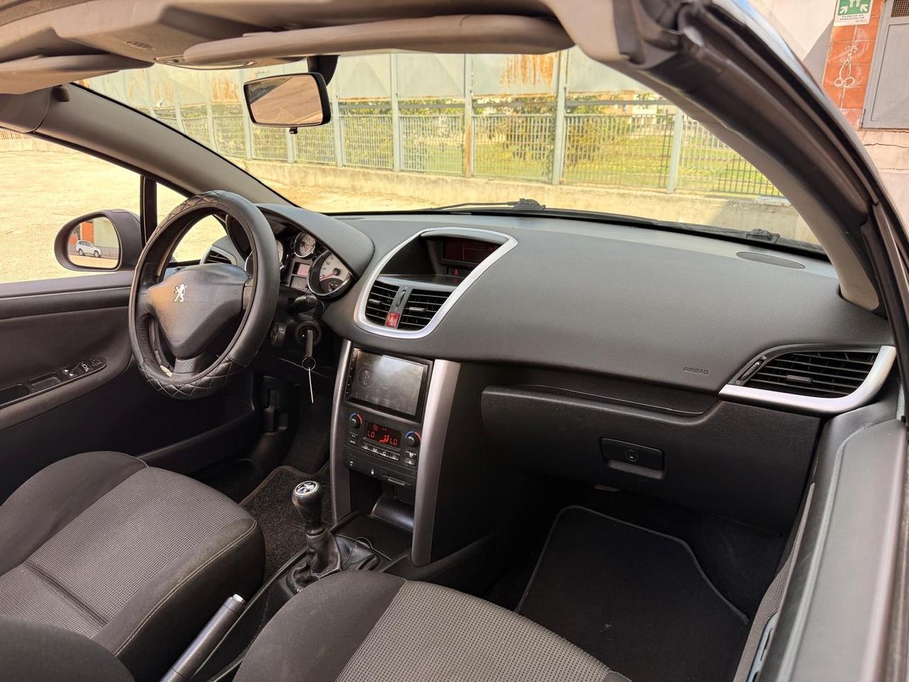 Peugeot 207 1.6 HDi 110CV CC Roland Garros