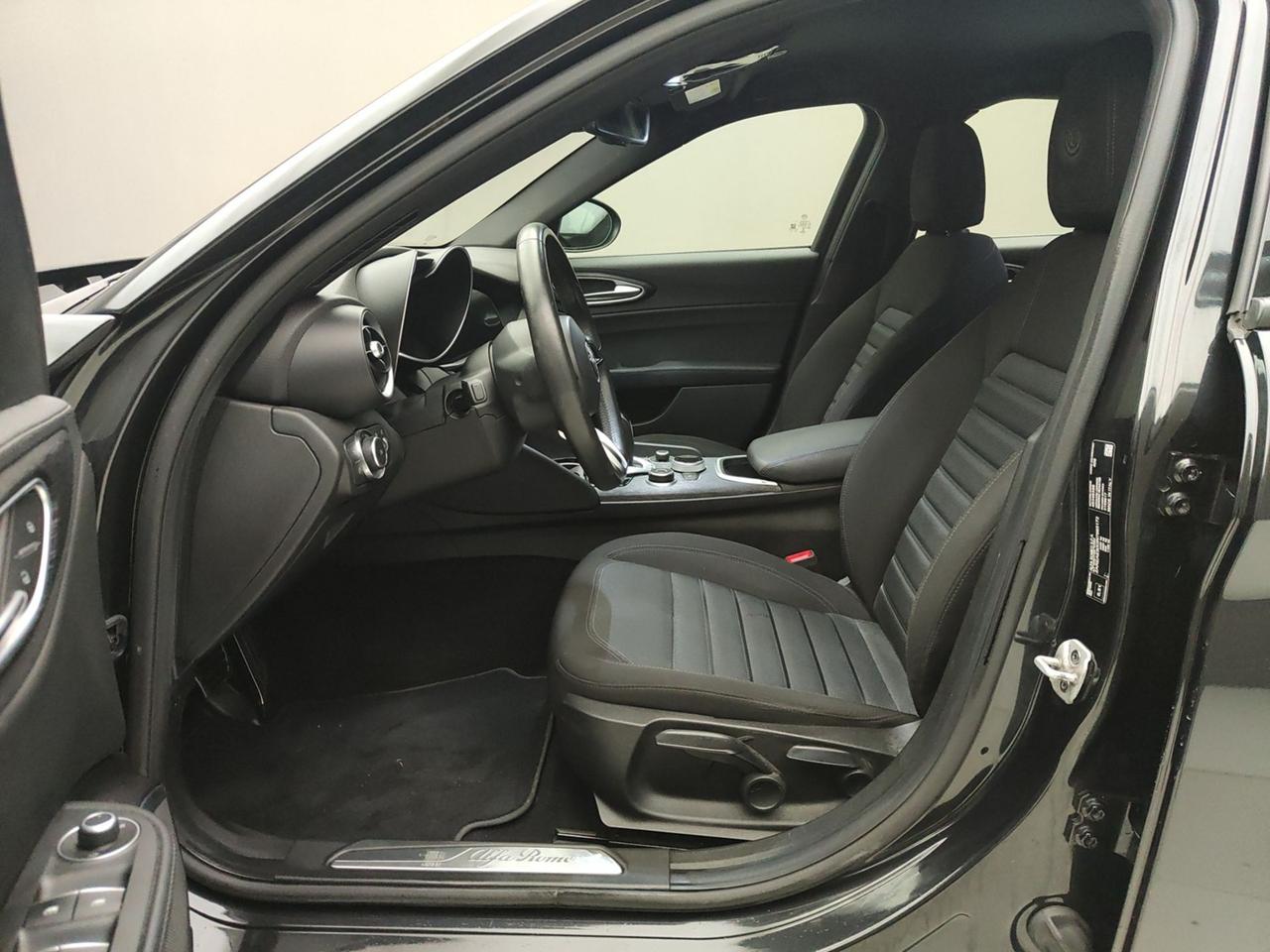 ALFA ROMEO Giulia 2022 2.2 TD 160CV SUPER BUSINESS AT8