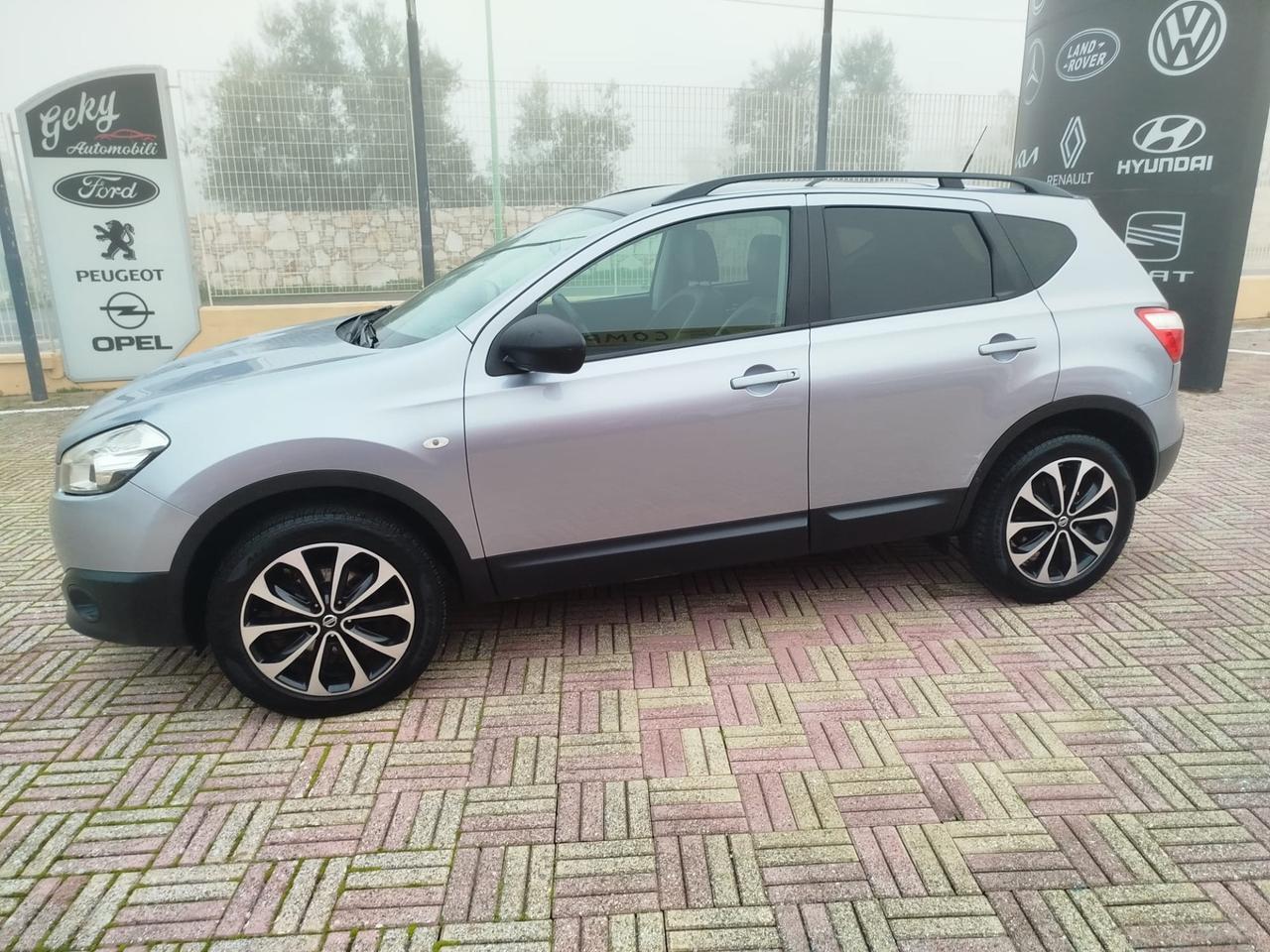 Nissan Qashqai 1.5 dCi DPF Tekna