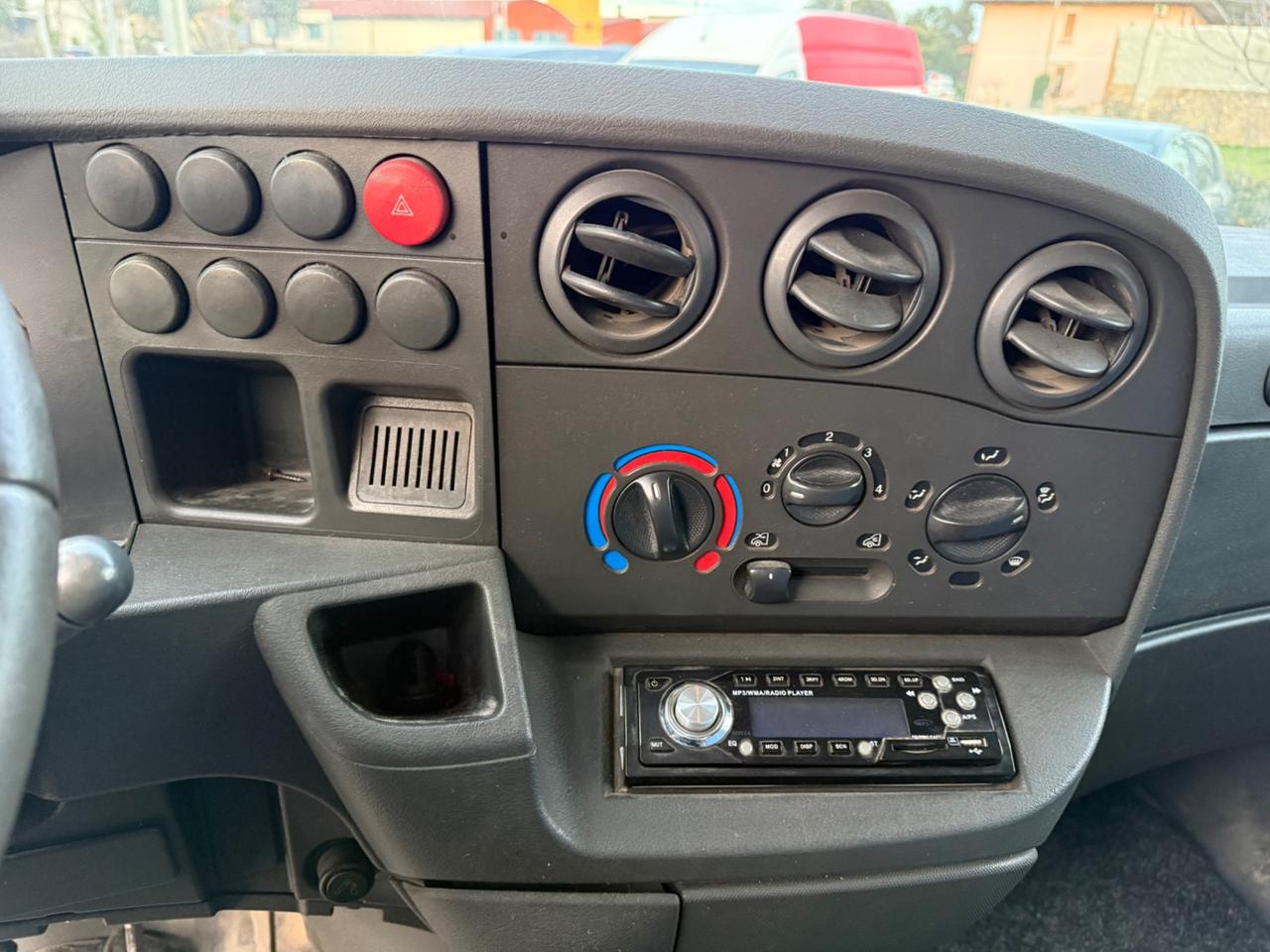 Iveco Daily ribaltabile trilaterale