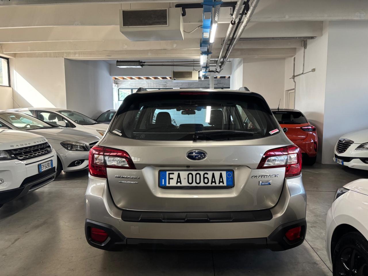Subaru OUTBACK 2.0d-S Lineartronic Unlimited