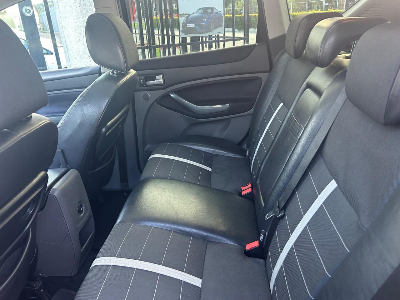 Ford Kuga 2.0 TDCi 136 CV 4WD Titanium DPF