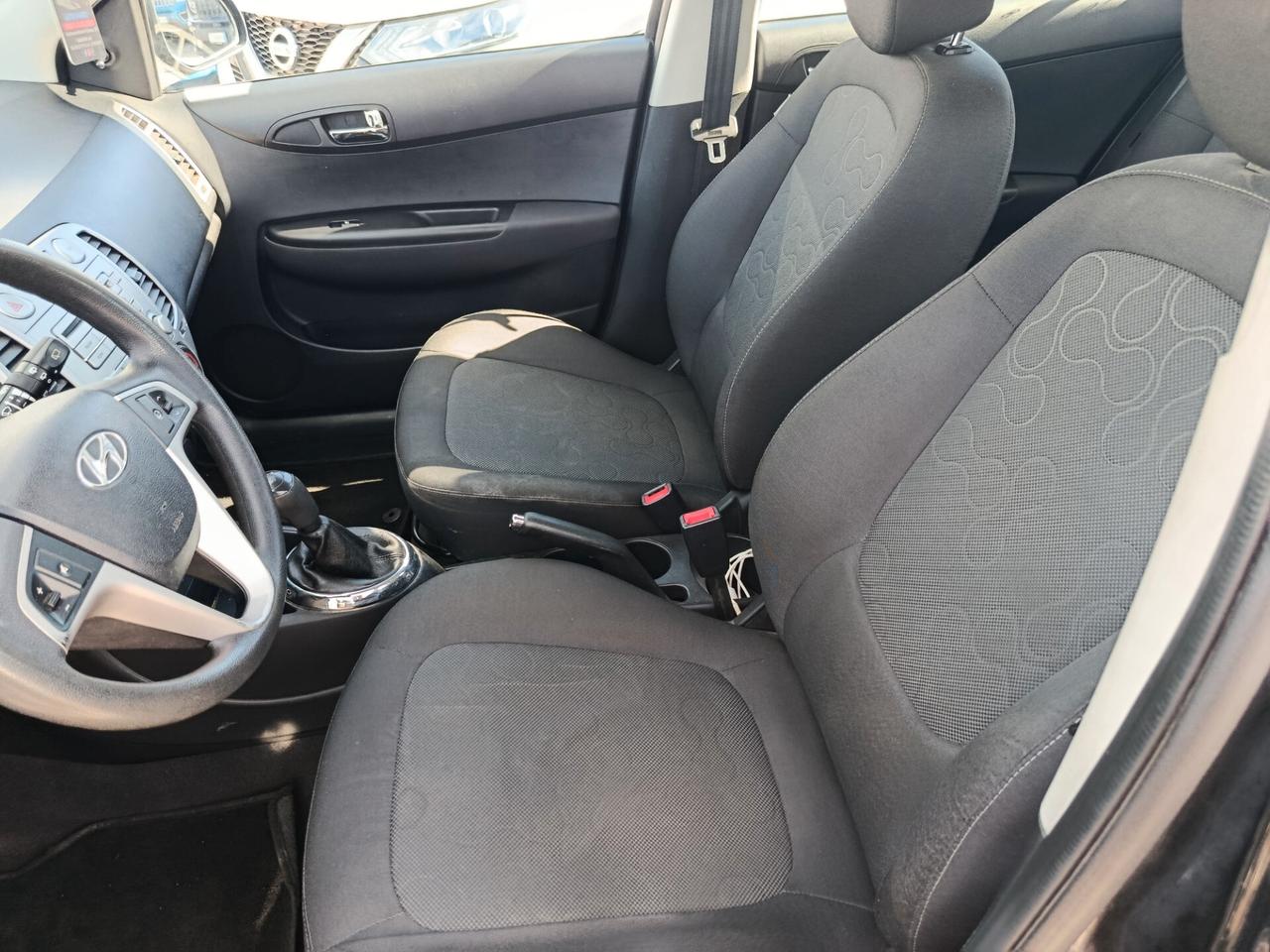 Hyundai i20 1.4 CRDi 5p. Sound Edition