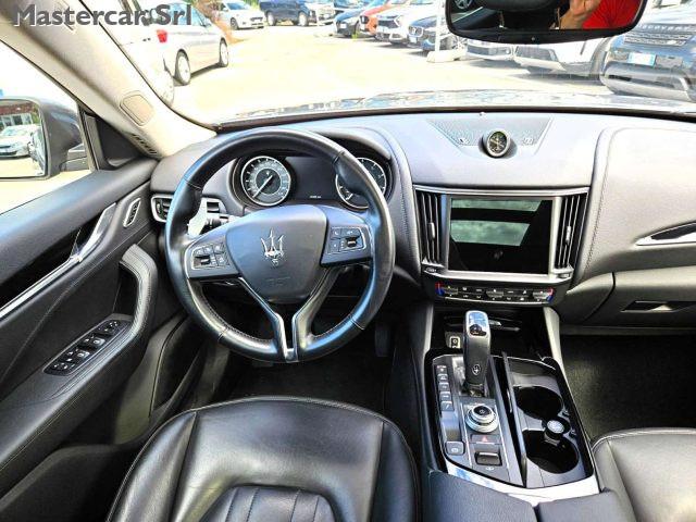 MASERATI Levante Levante 2.0 mhev Executive 330cv auto - GK501ZF