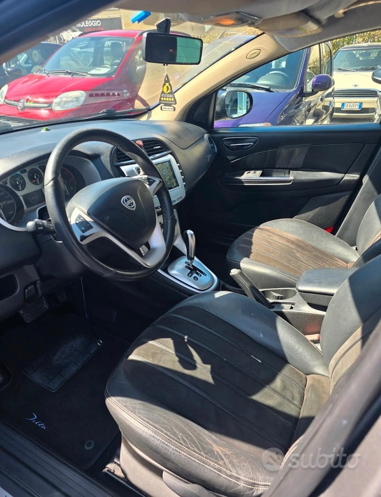 Lancia Delta 1.6 MJT DPF Selectronic Oro