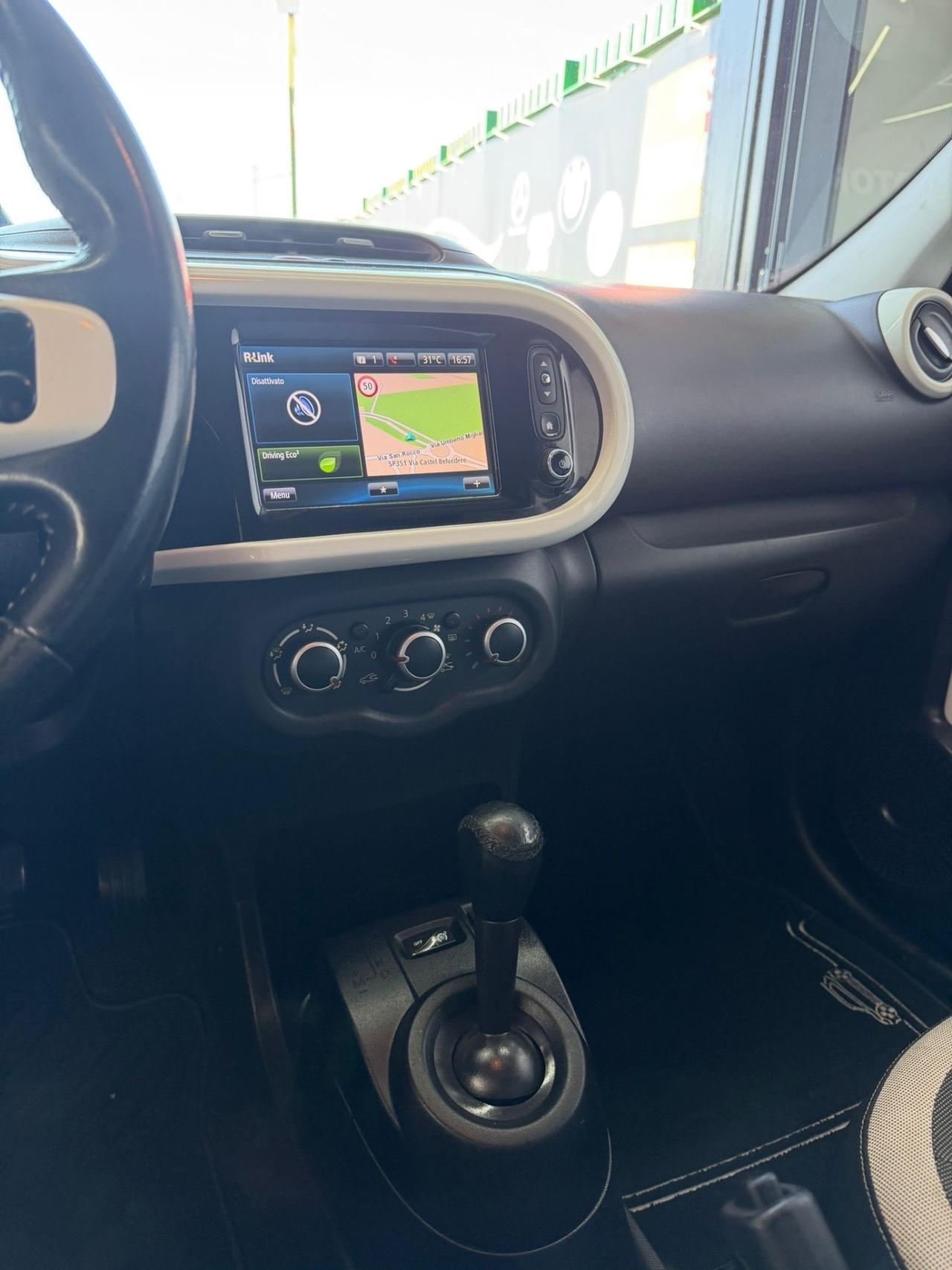 Renault Twingo SCe EDC Intens