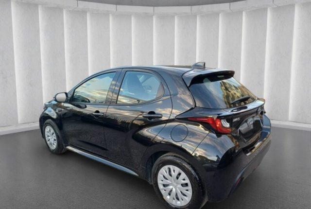 TOYOTA Yaris 1.5 Hybrid 5 porte Active