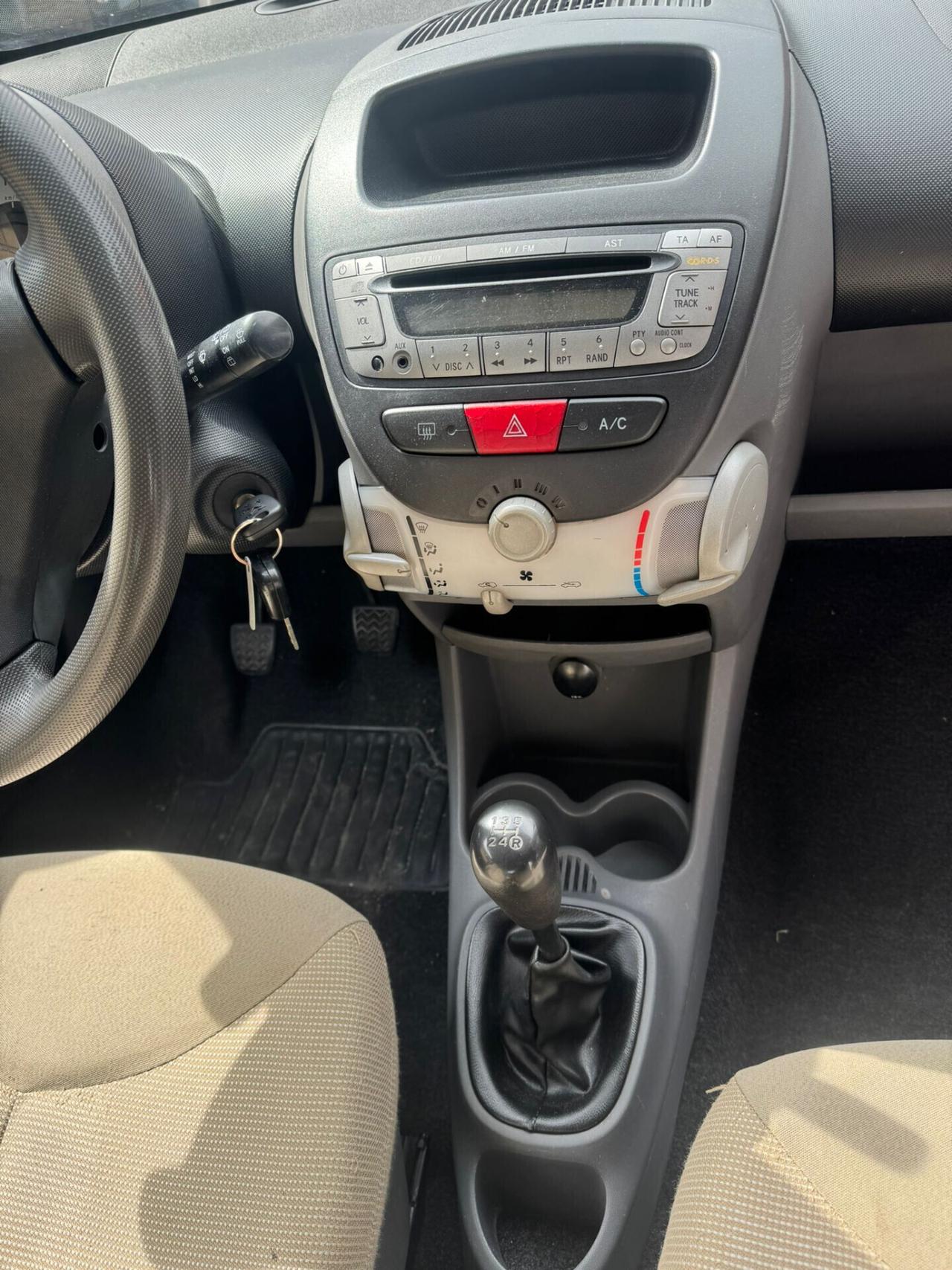 Peugeot 107 1.4 HDi 3p. Sweet Years