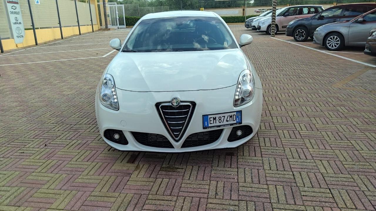 Alfa Romeo Giulietta 1.6 JTDm-2 105 CV Distinctive