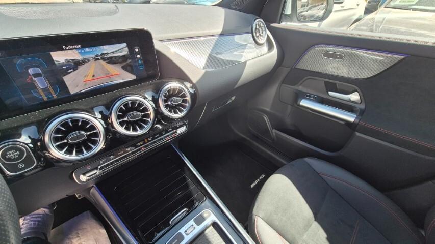 Mercedes-benz GLA 200 d Automatic AMG Premium - 2024