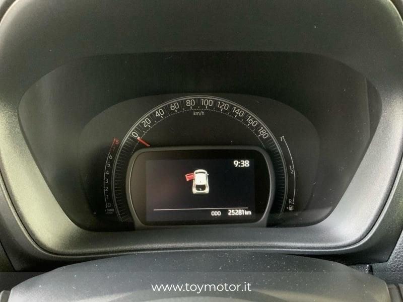 Toyota Aygo X 1.0 VVT-i 72 CV 5 porte Trend