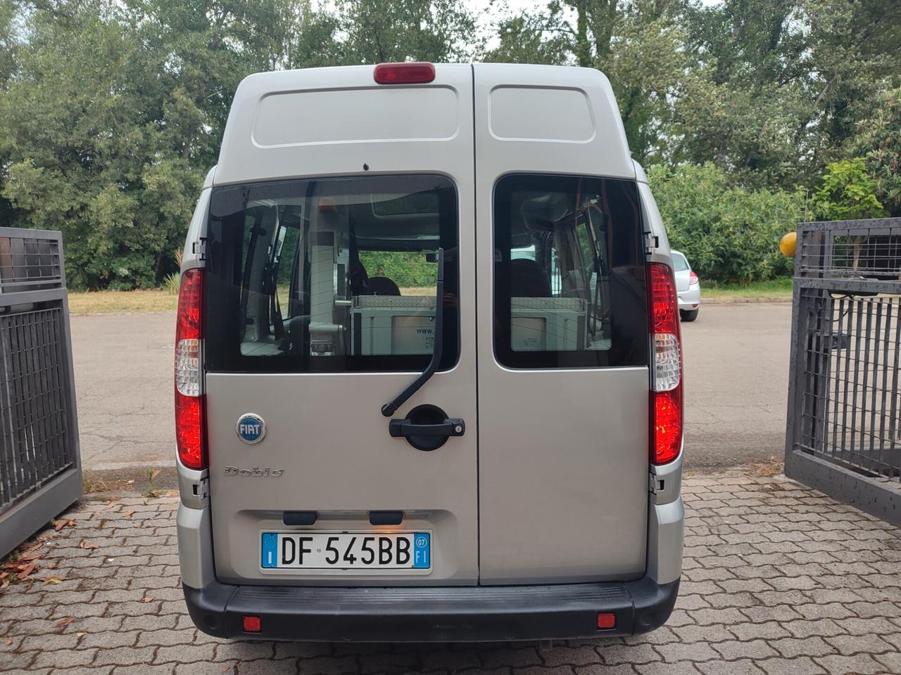 FIAT DOBLO 1.4BENZINA CON PEDANA DISABILI POCHI KM