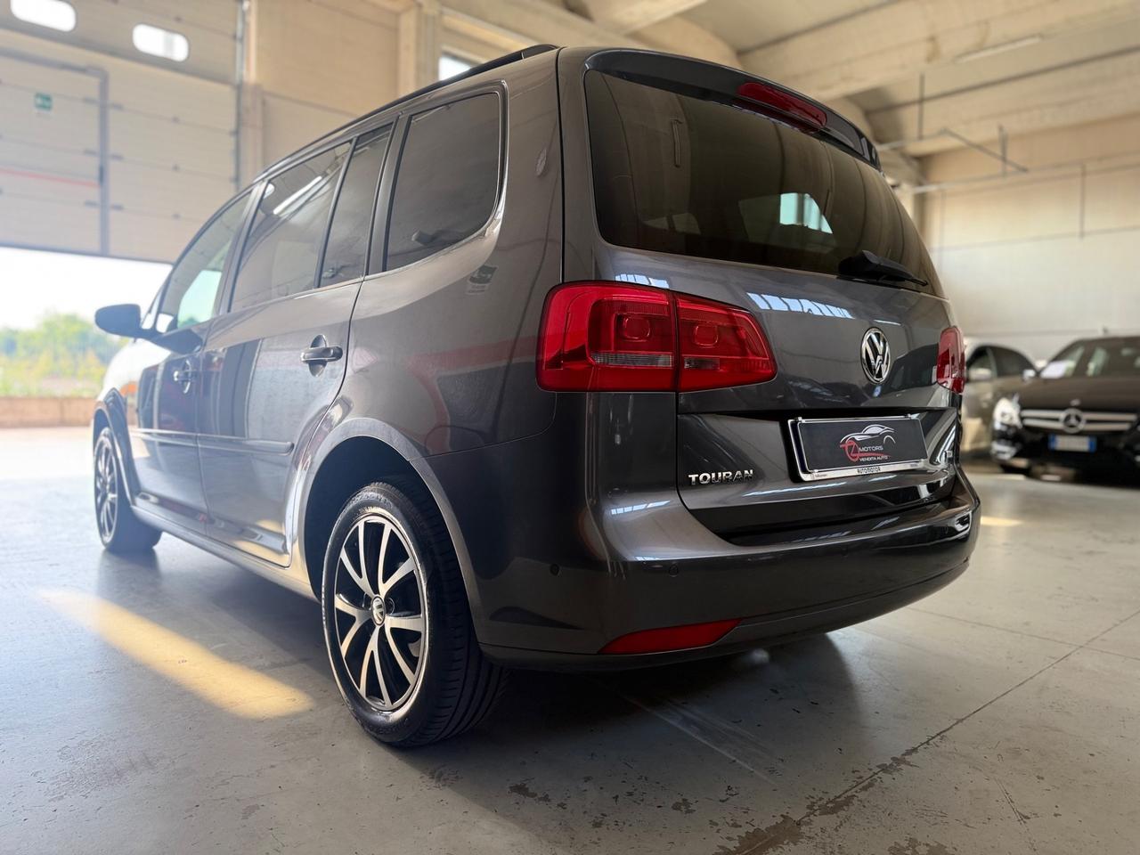 Volkswagen Touran 1.6 TDI Trendline NEOPATENTATI