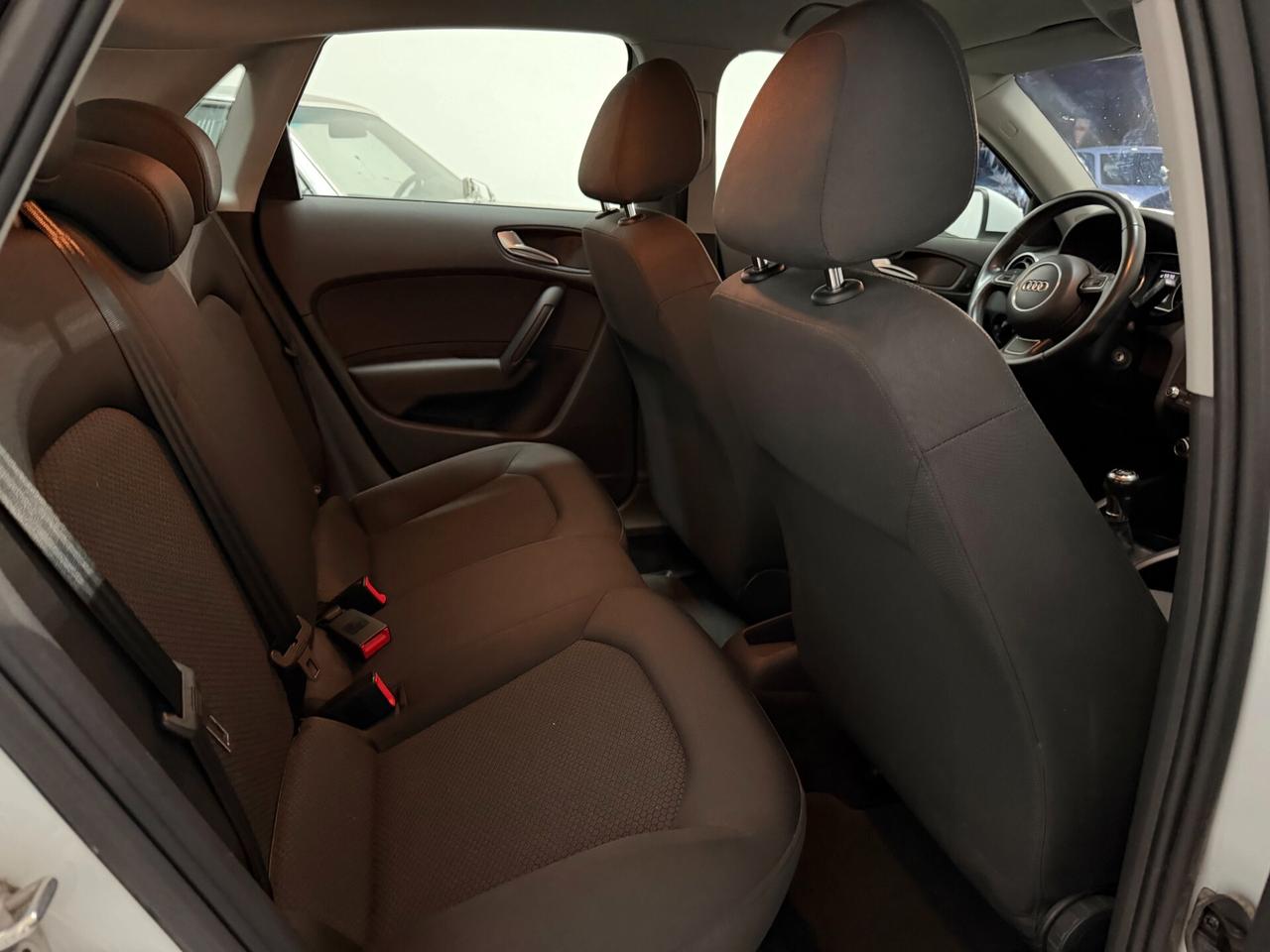 Audi A1 1.2 TFSI Ambition 12/2014 OK NEOPATENTATI