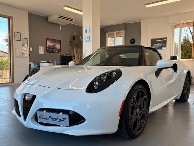 Alfa Romeo 4C 1750 TBi Spider