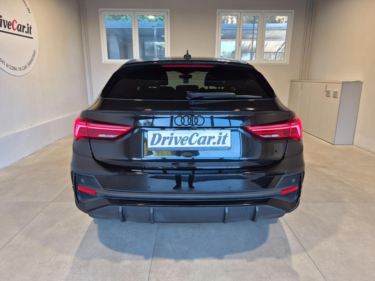 Audi Q3 SPB 35 1.5 TFSI S LINE EDITION S-TRONIC LED NAVI BLACK PACK APPLE CAR PLAY/ANDROID AUTO RETROCAM. C 18" ACC SED. RISC.