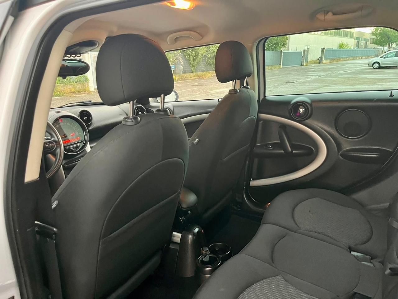 Mini Countryman 2.0D automatica 2015 94.000km euro6