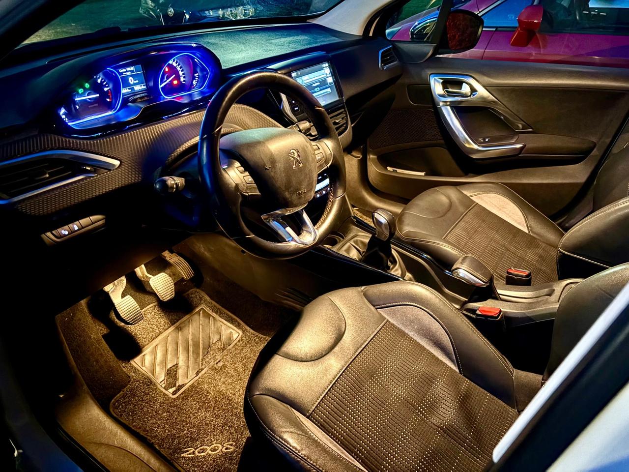 Peugeot 2008 1.2 benzina Euro6 PureTech 82 Allure