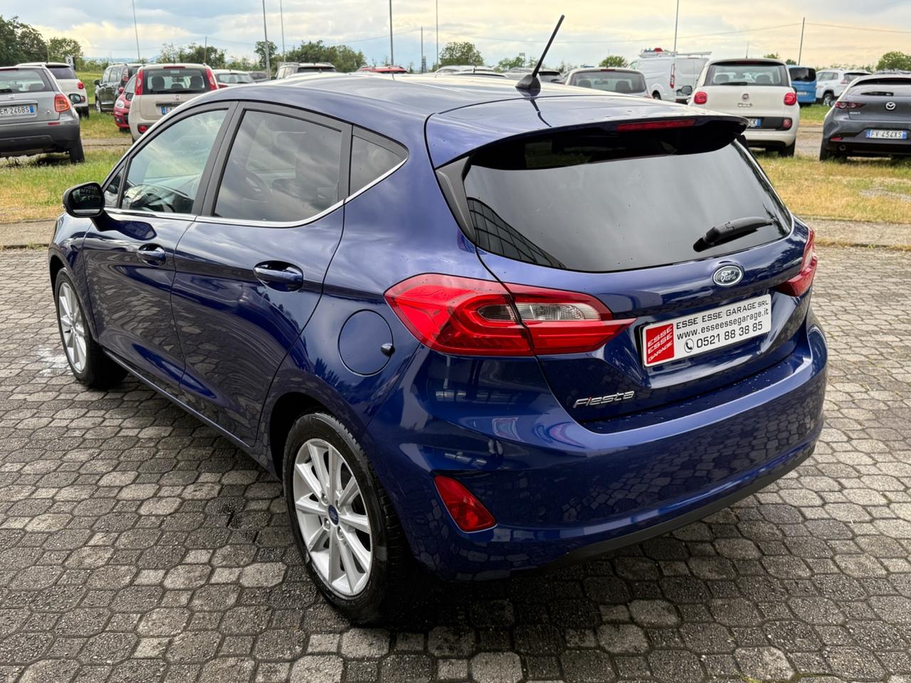 Ford Fiesta 1.1 b. - 5p. |NEOPATENTATI|CERCHI IN LEGA