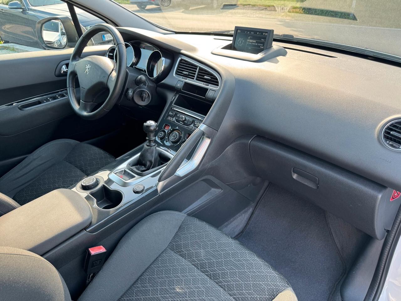 Peugeot 3008 BlueHDi 120 S&S Active Mix