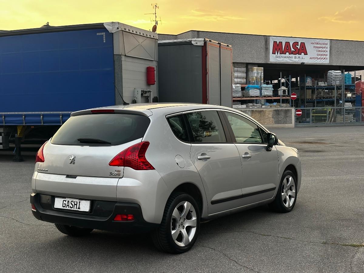 PEUGEOT - 3008 - 1.6 e-HDi 115 CV c.r. Business
